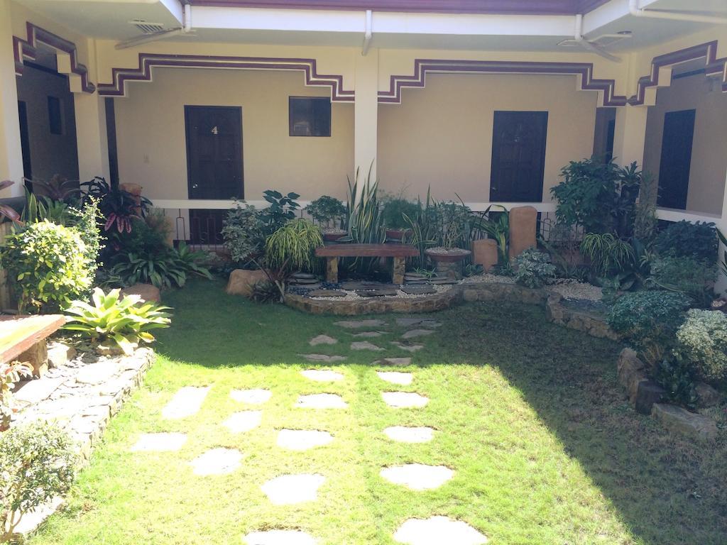 Bed and Breakfast Ysabelle Mansion à Puerto Princesa Extérieur photo