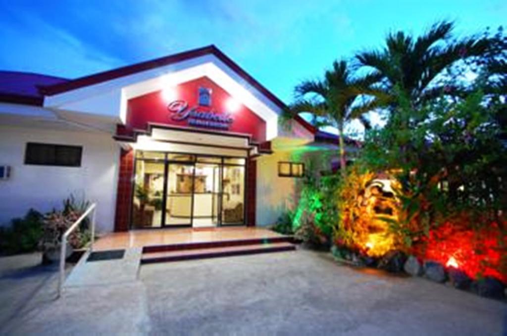 Bed and Breakfast Ysabelle Mansion à Puerto Princesa Extérieur photo